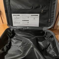 スーツケース 機内持ち込み キャリーケース キャリーバッグ USB充電ポート付き 超軽量 耐衝撃 大容量 静音 360度回転 ダブルキャスター TSAロック搭載 旅行 ビジネス 出張 修学 グレーの画像