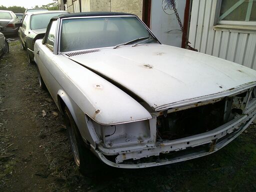 Mベンツ107専門ランドリサイクル一台なるごと部品販売-レストア-リビルト-リペア-