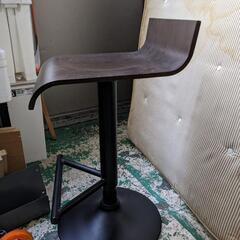 カウンターチェア　2脚の画像