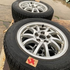 205 60 R16スタッドレスタイヤ　ブリザック
