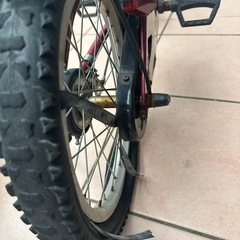 子供自転車‼️処分価格‼️16インチ　jeepの画像