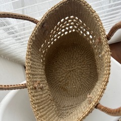 真夏に素敵な籠バックの画像