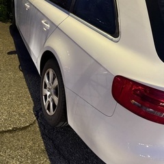 Audi A4 スポーツグレードの画像