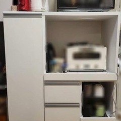 キッチン　収納棚