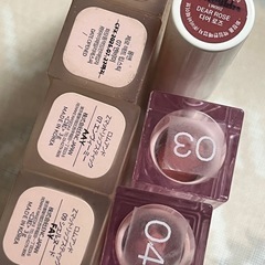ヒンス　ろむあんど　中古　リップ　一個の値段の画像