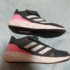 女の子adidasスニーカー21cmの画像