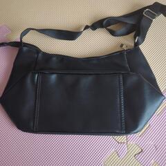 ショルダーバッグの画像