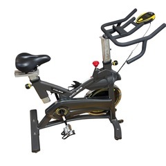 Cyclace スピンバイク　フィットネスバイク　エアロバイクの画像
