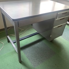 事務机の画像