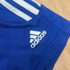 adidas 短パン3枚セット
の画像