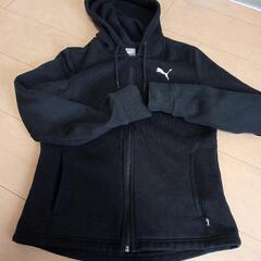 プーマ　パーカー　L