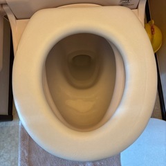 トイレの便座＆蓋の画像
