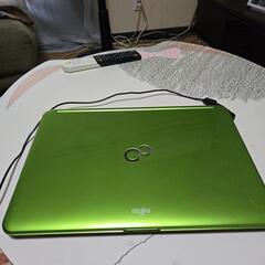 FUJITSU ノートパソコン