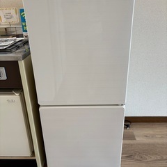 殆ど使ってない冷凍冷蔵庫！U-ING ノンフロンUR-F110H...