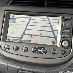 車検R8.10まで　走行8.5万キロワンオーナーキセノンライト　パール　純正HDDナビバックカメラ　オートライト付きの画像