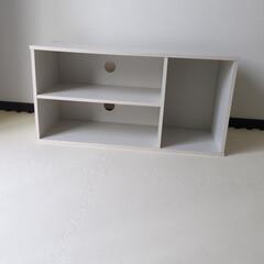 美品！収納棚の画像