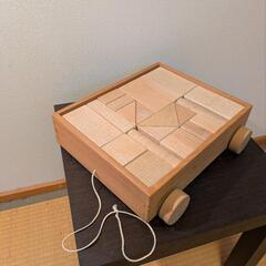 知育玩具　積木　カルタ