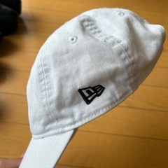 ニューエラ　NEWERA 白　キャップ　難ありの画像