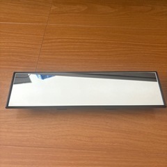 車のルームミラーの画像