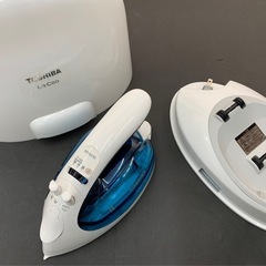 TOSHIBA コードレスアイロン