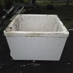 農家の方の畑の水為用に如何でしょうか？バスタブ 風呂釜 ※直接手...