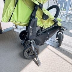 ベビーカー
の画像
