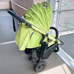ベビーカー
の画像