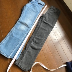 キッズ　140 パンツ　2枚おまとめ