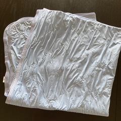 冷んやり敷きパッド