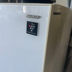SHARP 冷蔵庫の画像