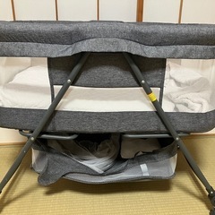 受け渡し者決定しました。ベビーベッドとおまけ