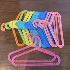 IKEA子供用ハンガー22本