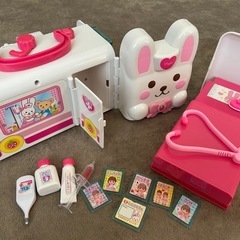 メルちゃん　うさぎ救急車　　知育玩具　おもちゃ　おままごと