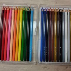 美品　未使用品　色鉛筆　24色入り　の画像