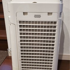 SHARP 加湿空気清浄機　KC-G50-W  の画像