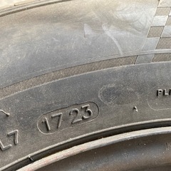 ステップワゴン 純正鉄ホイール 205/65R15 の画像