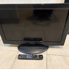 Panasonic製の26インチ液晶テレビ