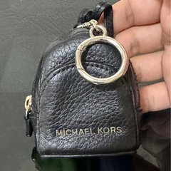 MICHAEL KORS マイケルコース ミニバックパックキーホルダー