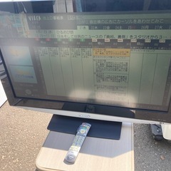 程度良い　37型　パナソニック　ビエラ　2画面も可能 動作確認済み