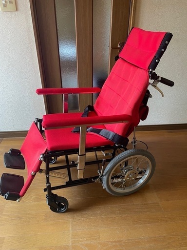 リクライニング付き車椅子