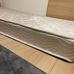 備品　マットレス