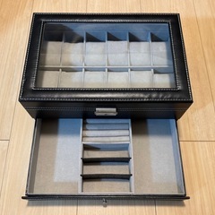 【美品/定価4,980円】腕時計ケースの画像