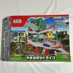 ③　トミカ　トンネルくぐって　やまのぼりドライブ　トミカワールド　アドベンチャーの画像