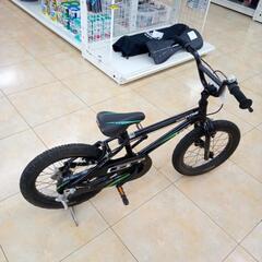 ★ジモティ割あり★  子供用自転車 不明 黒 クリーニング済み OJ9379の画像