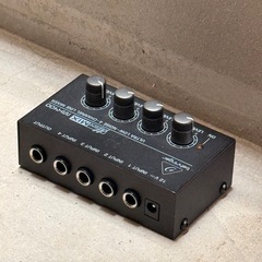 ベリンガー MX400ラインミキサー 4入力 12Vの画像