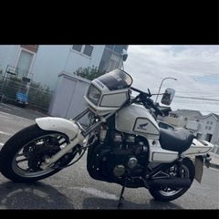 CBX750ホライゾン（RC18) 白バイ仕様