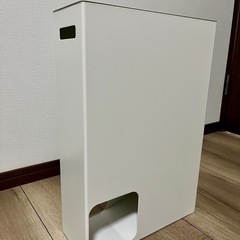 トイレットペーパーストッカー
