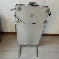 ズボンプレッサー