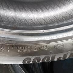 中古タイヤの画像