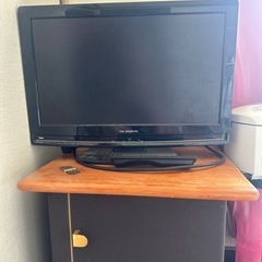 テレビ、テレビ台、棚、食器棚